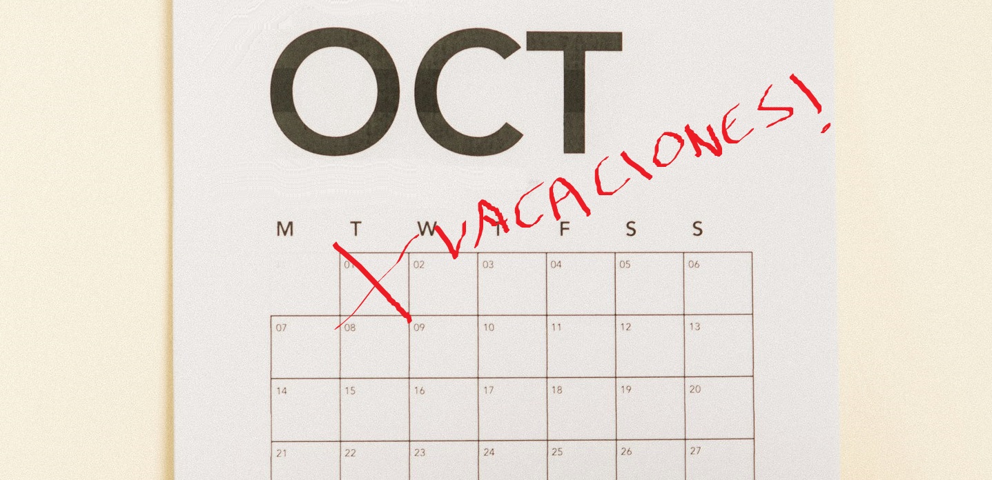 Calendario con el día primero de octubre tachado y con apunte que dice 