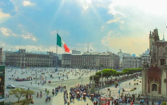 Fotografía del zócalo de la Ciudad de México.